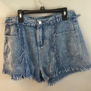 Boutique Frayed Denim Shorts